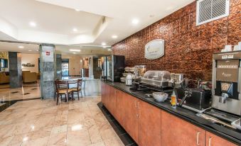 Sleep Inn & Suites