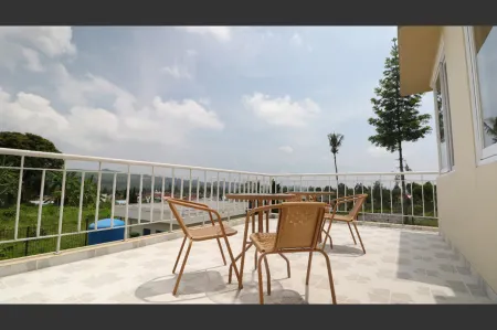 Diyar Villas Puncak H8/7