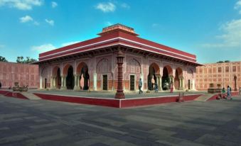 Nahargarh Palace Hotel