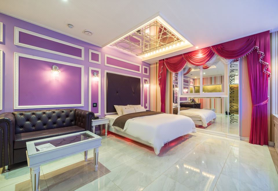 HOTEL 명품 애플 사진