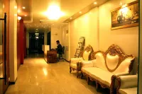 Hotel the Blossom Hotel di Vapi
