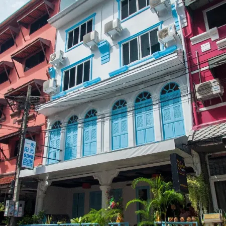 Sino House Patong Отели рядом с достопримечательностью «Улица Бангла-роуд»