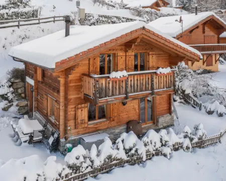 Ecureuil Noir Hotels in Chamoson