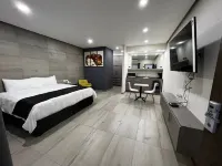 Madison Suites Hotels in Cuauhtémoc