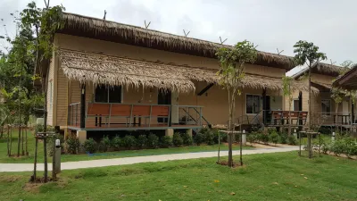Narinfah Resort Отели в г. 