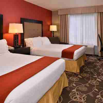 Holiday Inn Express & Suites Idaho Falls Rooms