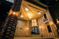 BON Hotel Platinum Enugu Hôtels à : 