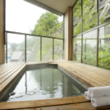草津ホテル別館 綿の湯