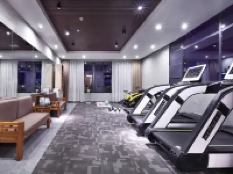 Wing  Hotel  GuiLin-Central  square Hotels in Guilin