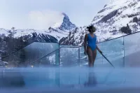 La Couronne Hotel & Spa - Rooftop Pools