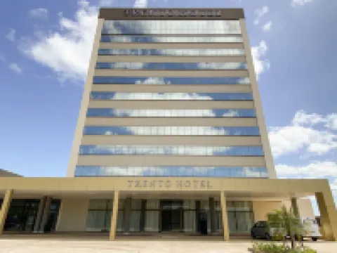 トレント ホテル グアイラ バイ ウンナ のホテル