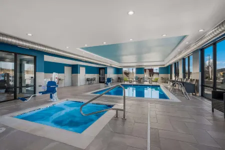 Hampton Inn by Hilton Williams