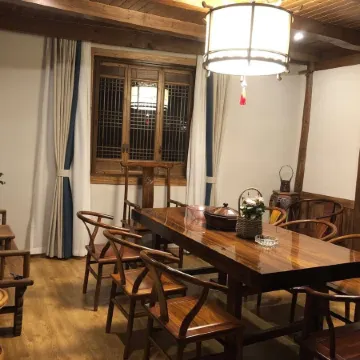 Changshenglou Hostel