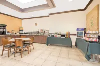 Hawthorn Suites by Wyndham Lubbock - breakfast