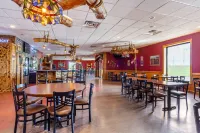 Econo Lodge Inn & Suites Brookings Hotels in Brookings