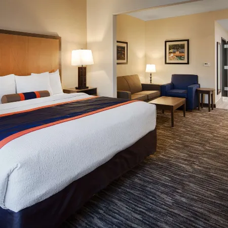 Best Western Plus Ardmore Inn  Suites