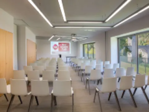 Best Western Plus Hotel Divona Cahors Hotels in Lot