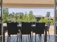 "Auke" - 100m from the Sea