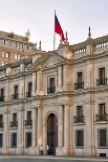 RQ Santiago Hotels near La Moneda Cultural Center