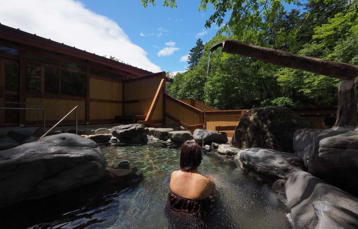 芽登温泉ホテル