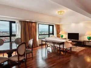 Radisson Montevideo Victoria Plaza Hotel