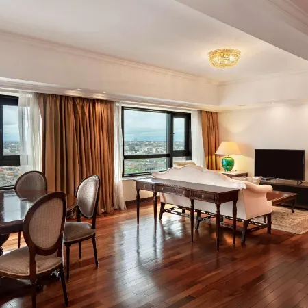 Radisson Montevideo Victoria Plaza Hotel