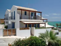 Dolce Mare 4 - Sea Front - Large Balcony - Sandy Beach Crai Gruppo Radenza New Fdm Spa 주변 호텔