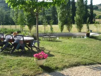 Comfortable Quiet House in the Countryside Porte-Du-Quercy for 8 People Hotels near Écluse d'Albas