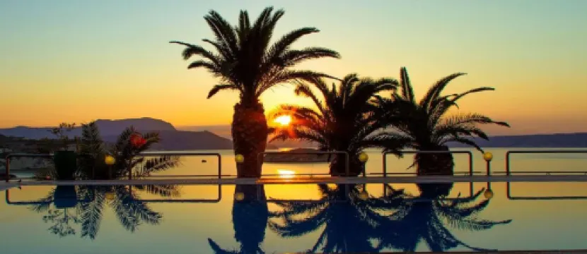 Coco Seaview Apartment, 60Sec Walk from Beach!