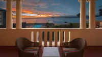 GRAND PACIFIC HOTEL by IHG - Pemandangan Pantai