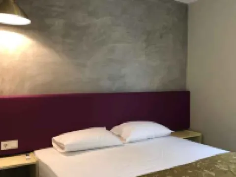 Suja Menteng Guesthouse Hotels in Palangkaraya