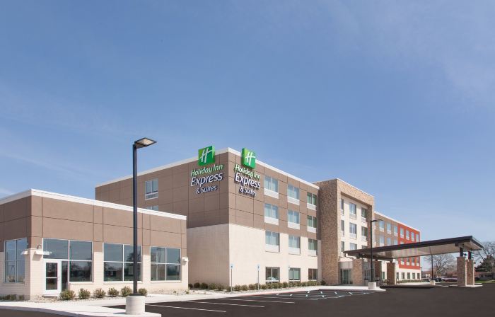 Holiday Inn Express & Suites STERLING HEIGHTS-DETROIT AREA by IHG