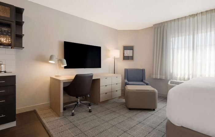 Sonesta Simply Suites Irvine East Foothill