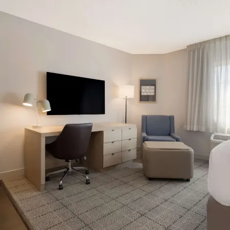Sonesta Simply Suites Irvine East Foothill
