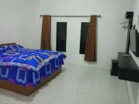 Sutra Hotel Hotel dekat Fakultas Kesehatan Universitas Sebelas April