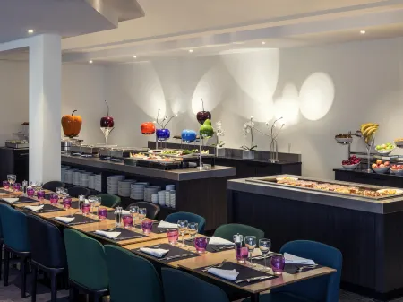 Hôtel Mercure Paris Boulogne Отели рядом с достопримечательностью «Albert-Kahn Museum»