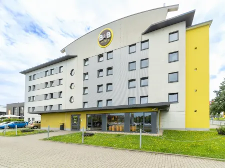 B&B HOTEL Oberhausen am Centro