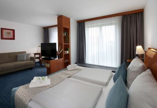 2. 베스트 웨스턴 ..