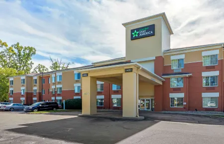 Extended Stay America Suites - Cleveland - Airport - North Olmsted Отели в г. Норт-Ольмстед
