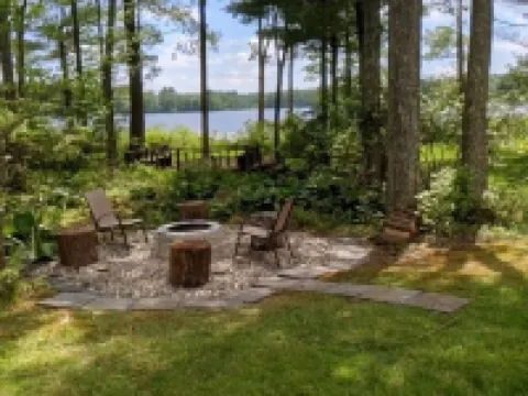 Lake Front Hot Tub Kayak Swim Firepit Secluded Hotels in Highland