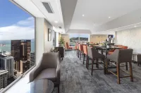 James Cook Hotel Grand Chancellor - breakfast