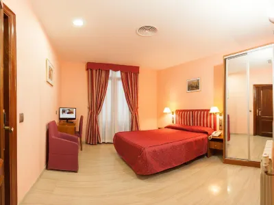 Alba Hotel Hotel in zona Biblioteca de Catalunya
