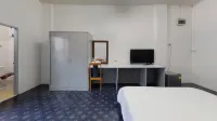Monta Apartment Hotels near Institute of Marine Science,Burapha University