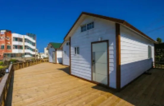 Jeju Woljeong Cello House Pension โรงแรมใกล้หาดวูลจองริ