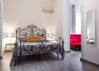 B&B CIVICO13 DI NAPOLI Hotel in zona Università degli Studi di Napoli Federico II