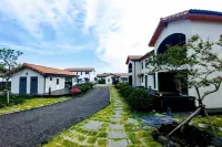 Morning of Bijarim Pension Jeju Hotel in zona Bijarim Forest Street