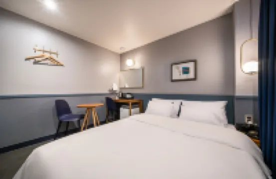 Yeongdeungpo Coco Hotels near Yeongdeungpo Station