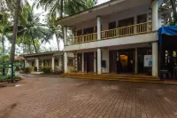 Golden Swan Beach Resort