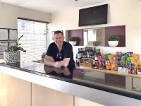 Airport Ascot Motel Hotels in Cannon Hill