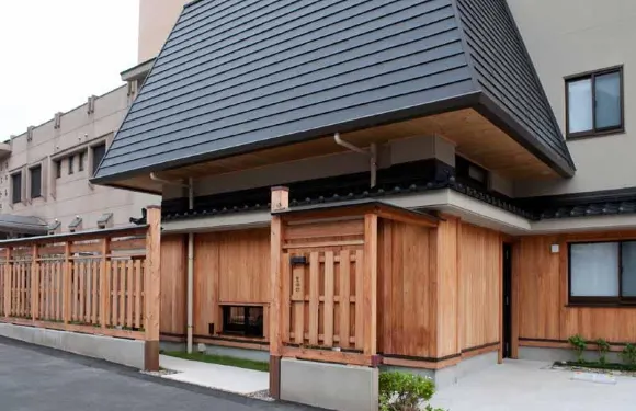 裏海邸-金波樓本邸-